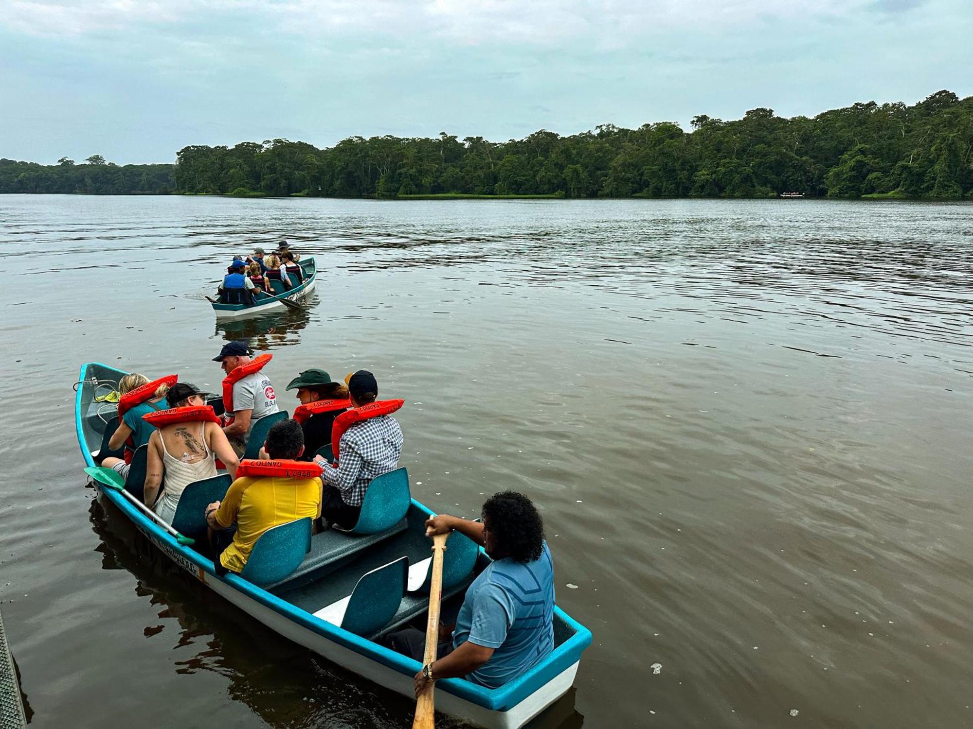 Tortuguero7 Lake View Exterior photo
